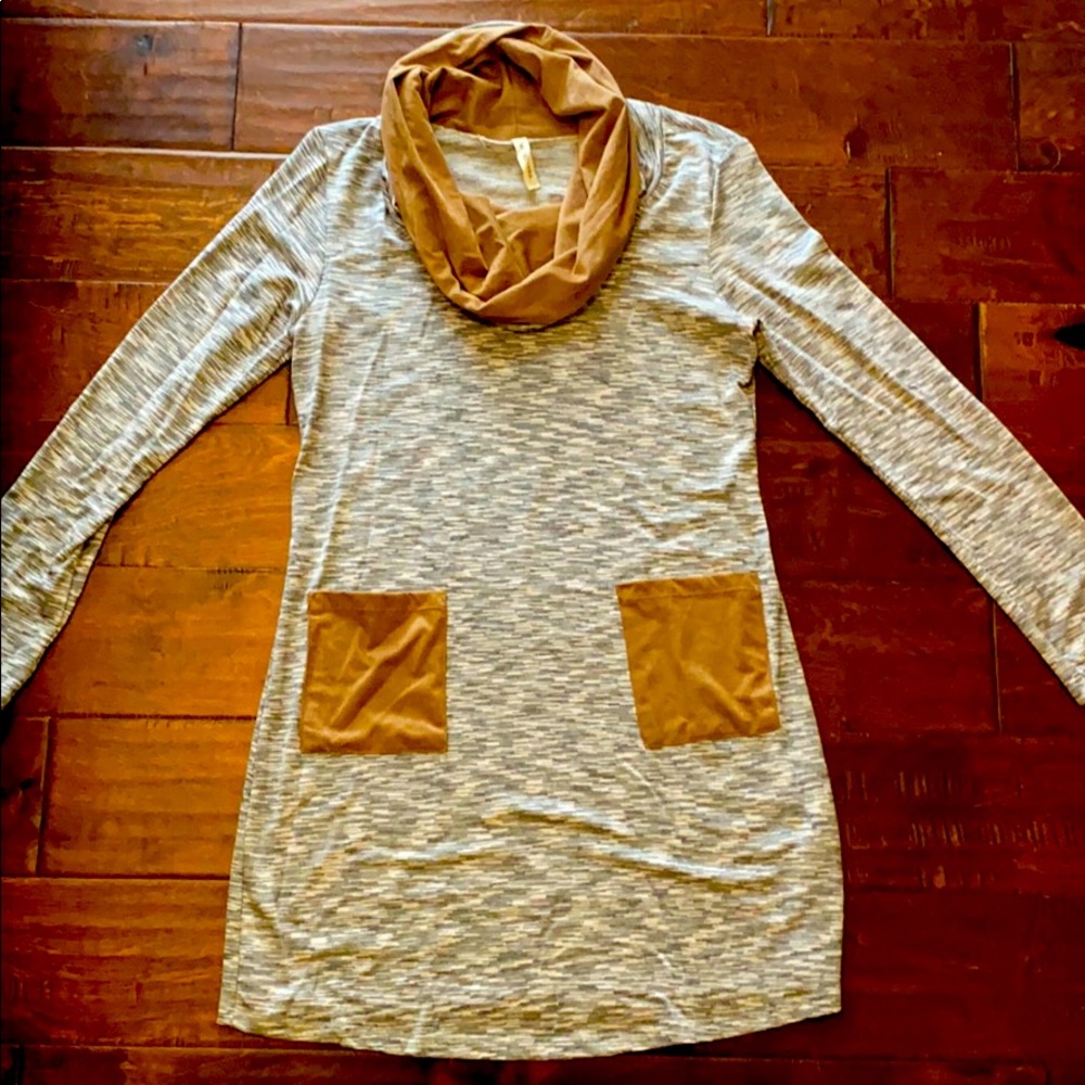 Grey tunic